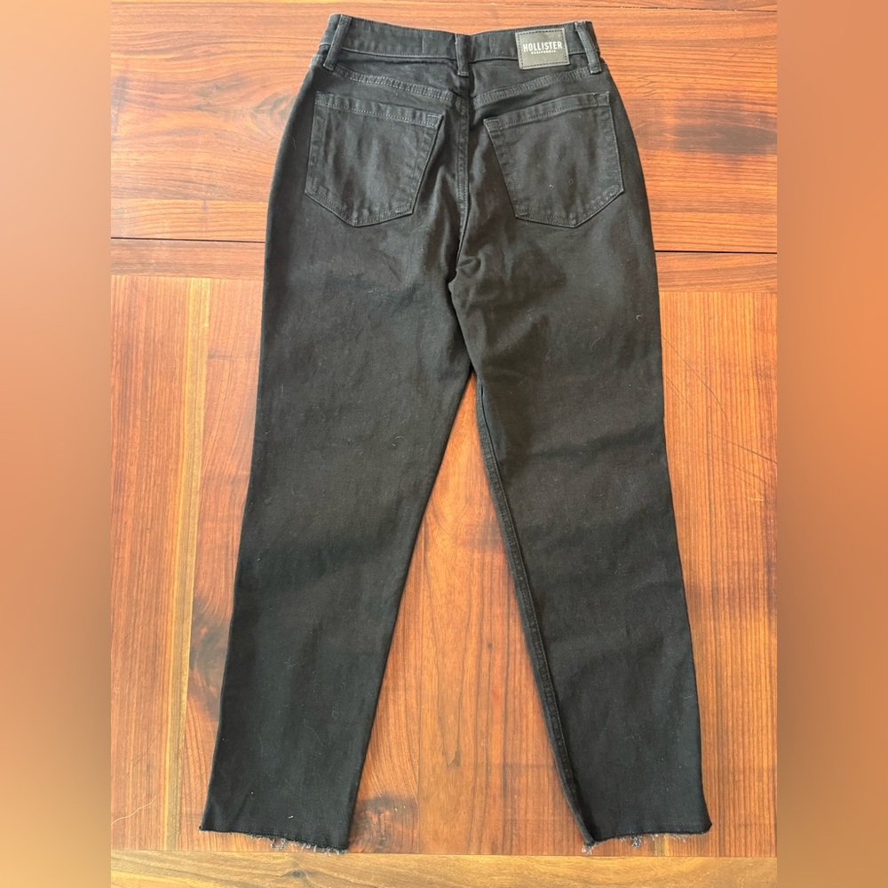 Hollister Black Ankle Jeans 25x25 EUC - Picture 2 of 6